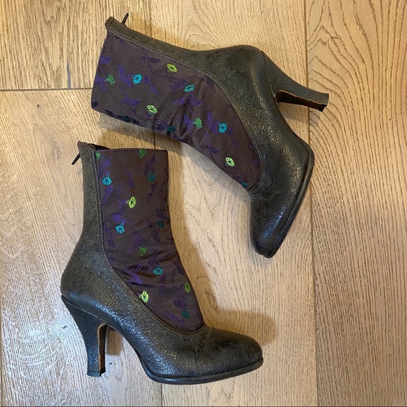 Dries Van Noten Brown Leather & Floral Silk Boots - Picture 1 of 10